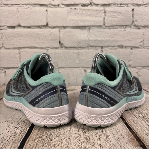 Saucony Women's Everun Guide 1502
Running Shoe Size 8.5 - Picture 6 of 10
